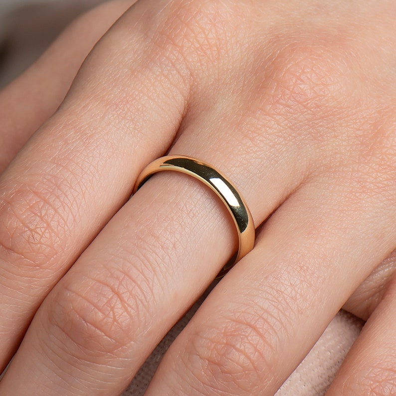 Wedding Rings Sets, 14k Yellow Gold, 18k Gold Ring, Wedding band, Unisex, Heart Wedding Rings, Heart Engraving image 2