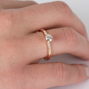 Solitaire Engagement Ring, Rose Gold Diamond Ring, 14K Rose Gold Ring, Modern Diamond Ring, Diamond Engagement ring, Delicate Ring
