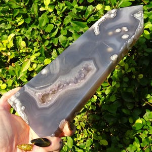 Large Polished Agate Amethyst Slab / Tower - 661g - 23cm Tall - Not Self Standing
