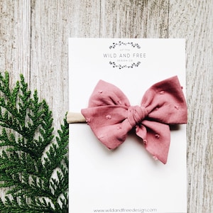Neutral Girls Headband, Infant Holiday Hair Bow, Simple Baby Bow, Newborn Baby Gift, Handtied Cotton Turban, Baby Shower Gift, Coming Home