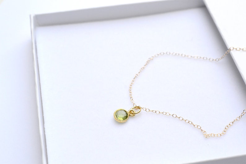 Dainty Peridot necklace in gold, Peridot jewellery, August Birthstone, green Peridot , 14K gold fill, green gemstone necklace, her gift image 3