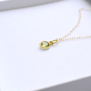 Dainty Peridot necklace in gold, Peridot jewellery, August Birthstone, green Peridot , 14K gold fill, green gemstone necklace, her gift image 4