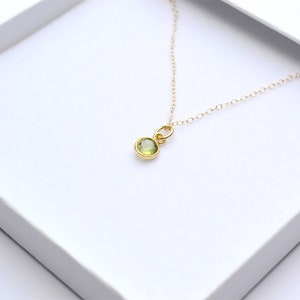 Dainty Peridot necklace in gold, Peridot jewellery, August Birthstone, green Peridot , 14K gold fill, green gemstone necklace, her gift image 2
