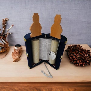 Judaica Torah Scroll Book Hebrew Big Sefer Sefardic Jewish Israel Holy Bible 45cm 18&quot; Elegant Rolled Velvet Covered Embroided + Pointer YAD