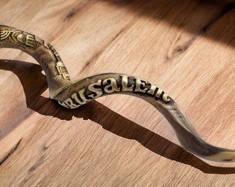 Shofar Kudu Grabado Grabado Yemenita Soplo Cuerno Judío - Jerusalén Natural 43 Pulgadas Hecho En Israel + Soporte