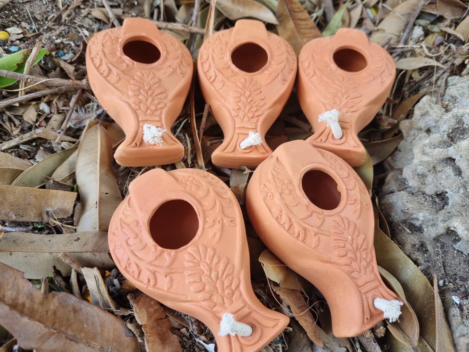 ヘロデ王のオリーブオイルランプセット：テラコッタ製古代イスラエルの