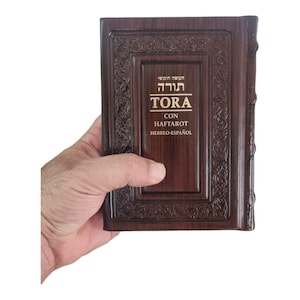Luxury Leather Torah Book | Hebrew-Spanish Pentateuch & Haftarot | Made in Israel