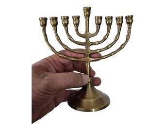 Chanoeka Hamukkia menorah 6,5-inch hoogte 9 takken messing antiek koper