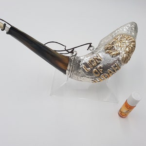 Decorative Anointing Oil Shofar | Lion of Judah Silver Plated | 3&quot; Ram&#39;s Horn with Stand & Oil | Spiritual Gift Set