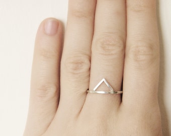 Triangle silver ring, chevron silver ring, minimalist silver ring, geometric silver ring.