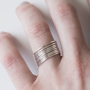 Anelli impilabili in argento, anelli in argento sottili, anelli in argento delicati, anello in argento sottile. immagine 4