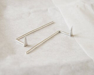 Orecchini Arrampicanti Geometrici In Argento 925 – Design A Freccia Triangolare Con Pietre – Ipoallergenici, Per Donna E Ragazza