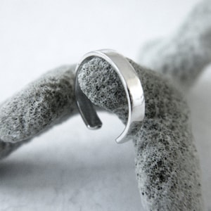 Toe ring sterling silver, simple silver toe ring, minimalist toe ring.