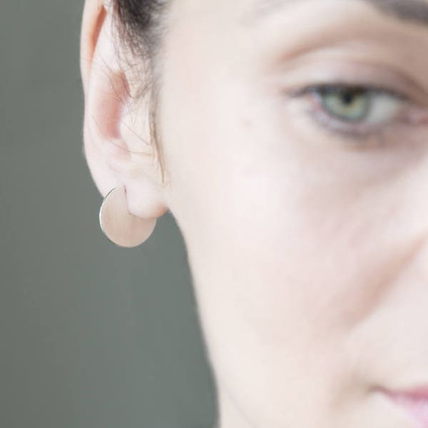 Disc earrings, Minimalist Earrings, Geometric earrings, Circle earrings, hipster style earrings.