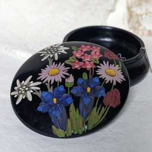 Vintage hand carved and painted wooden trinket Box. Hand painted box with lid. Cottage chic Black trinket box with hand painted flowers.