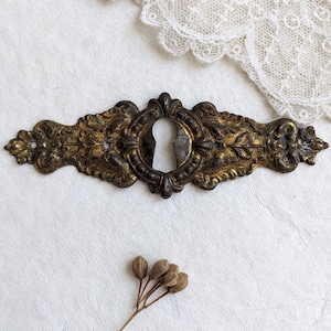Vintage Large Stamped Door Escutcheon. Brass Metal Keyhole Decor. Antique Door Decor escutcheon. Vintage Keyhole decor baroque style.