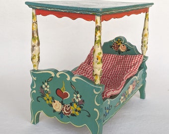 dora kuhn dollhouse furniture
