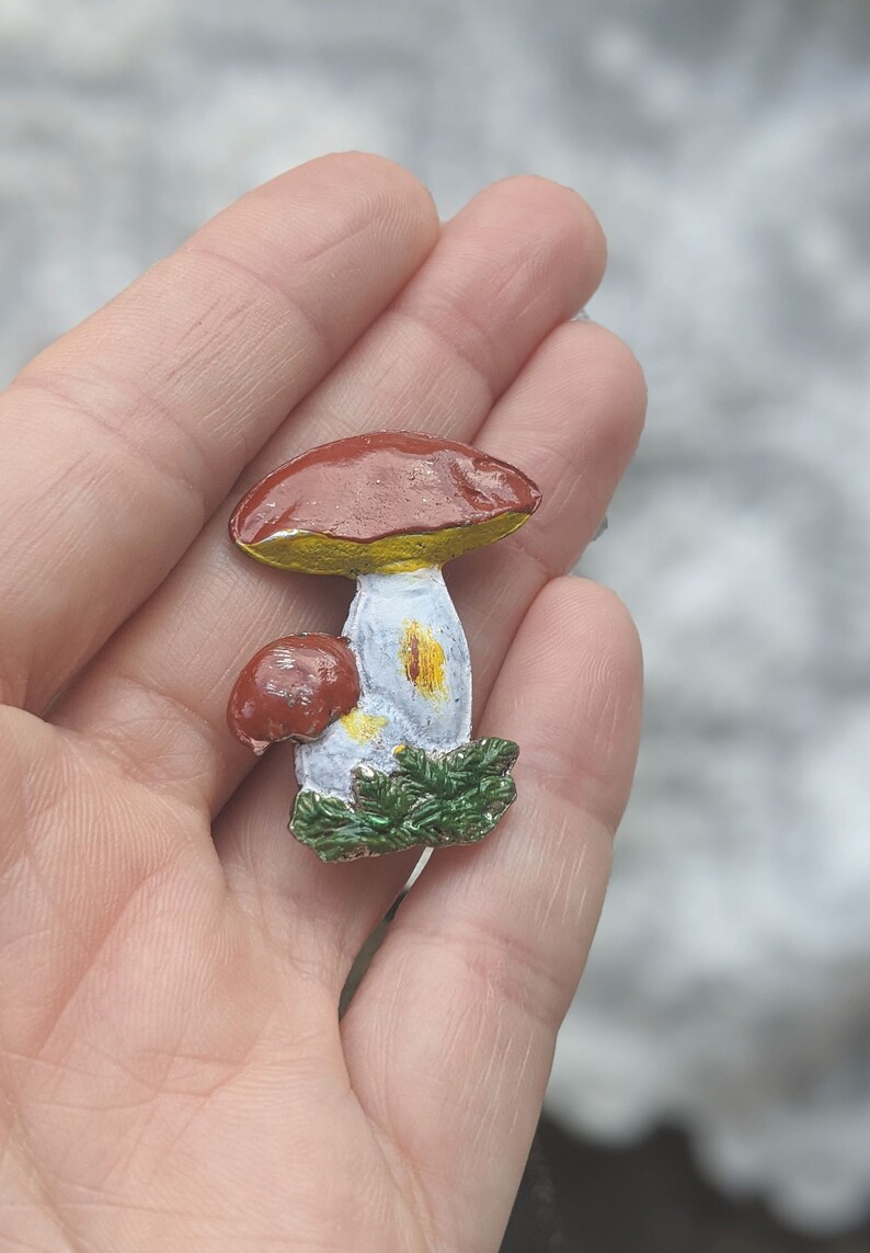 Vintage Enamel Mushroom Brooch. Vintage Red Mushrooms Brooch. Enamel