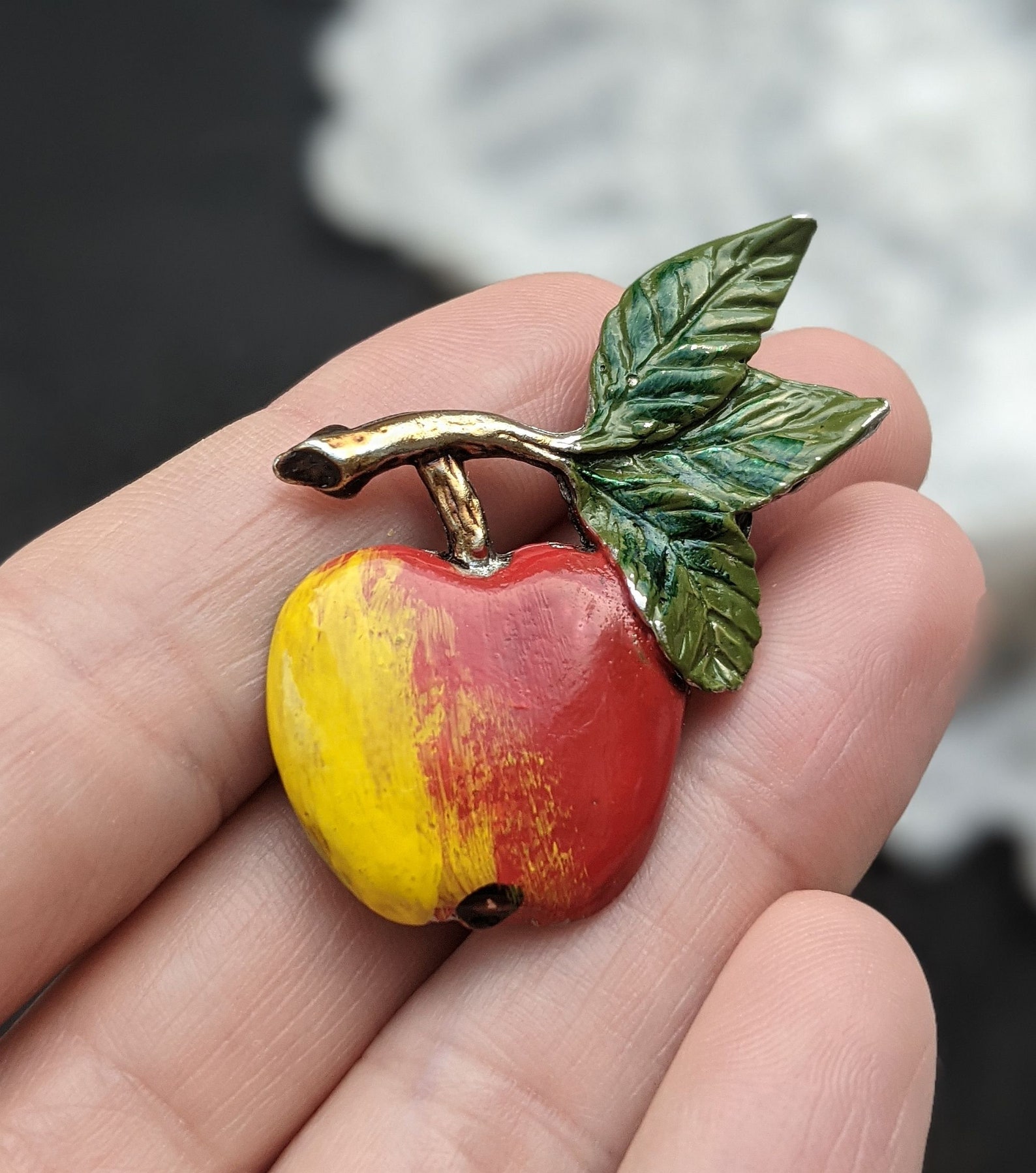 Vintage Enamel Apple Brooch. Vintage Red Apple Brooch. Antique Enamel