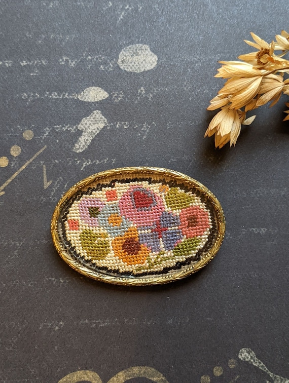 Framed Crosstich brooch. Hand embroidery brooch. … - image 1