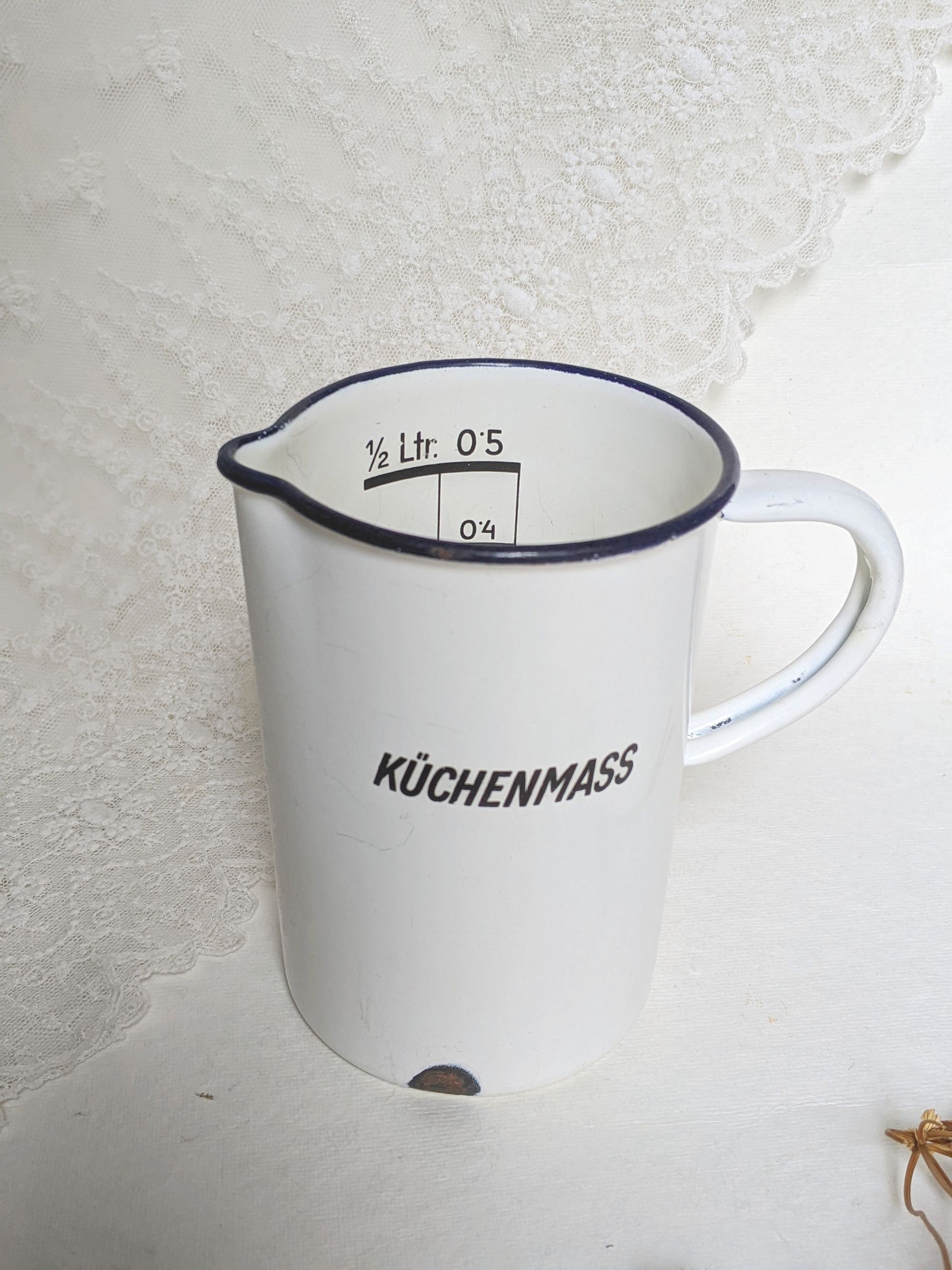 Enamel Measuring Cups