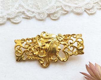 Vintage Jugendstil brooch. Vintage Art Nouveau Style Lady brooch. Art Nouveau Women head with floral motif. Art Nouveau Style stamped pin.