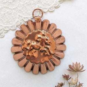 Kupfer Backform mit Steinbock Motiv. Kleine Backform. Jelloform aus Kupfer. Vintage Kuchenform. Antike Kupferrückenform Steinbock.