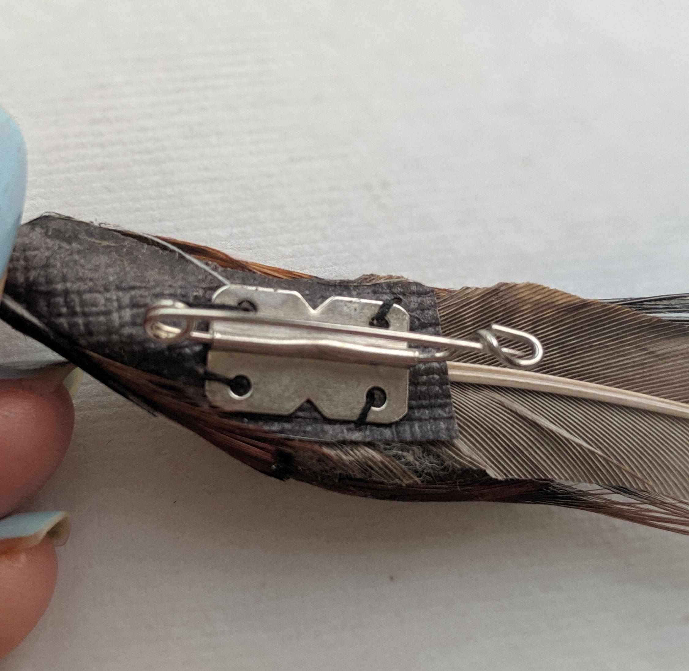 Fintage Hunter Berate with Feathers and Broach Vintage Sterling Silver Feather Brooch, Native American  main image 2