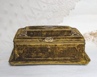 Antique Green Yellow Velvet Box. Green Velvet Box. Antique Boudoir Velvet jewelry box. Vintage Velvet Jewelry box.