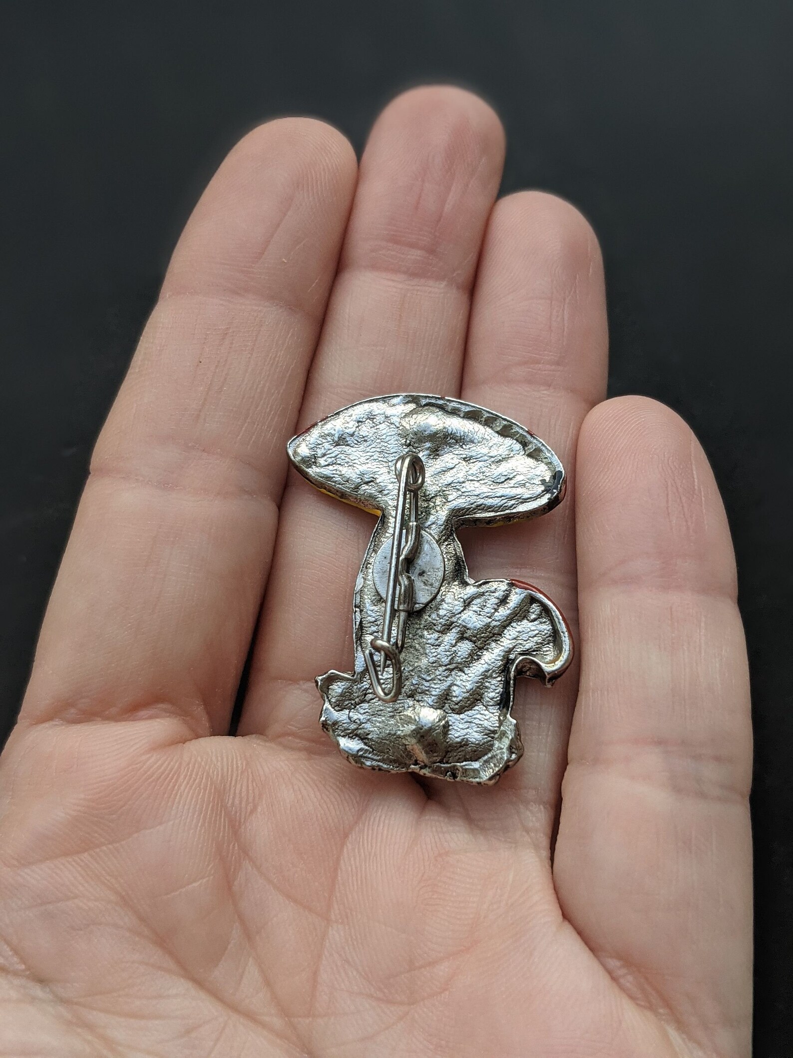 Vintage Enamel Mushroom Brooch. Vintage Red Mushrooms Brooch. Enamel