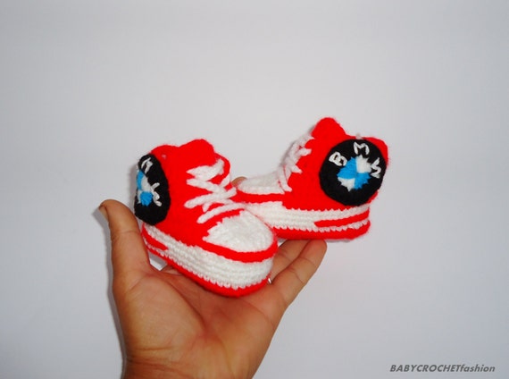 Newborn hot sale red converse