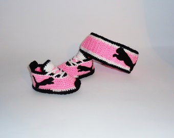 Crochet baby Shoes, Pink Baby Boots, Booties, Headband and Sneakers, Baby Boots, Crochet sneakers, Baby, Newborn Shoes, Toddler Snakers