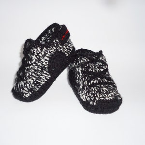 Crochet Baby Shoes, Yezzy 350 boost, Toddler shoes, Newborn baby booties, Crocet Baby, Crochet Boots, West Shoes, Sport Shoes, Yezzy shoes image 4