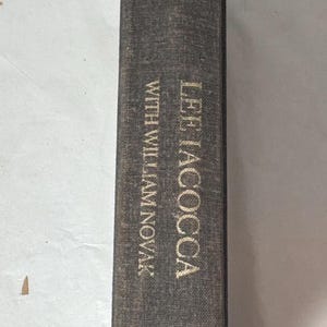 Iacocca - Un'autobiografia, di Lee Iacocca con William Novak, copertina rigida, copia di seconda mano della prima edizione