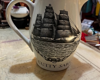 Cutty Sark Scotch Whiskey Pitcher, Captain John Willis, Buckingham Corp, Vintage Glassware, Branding Dishware