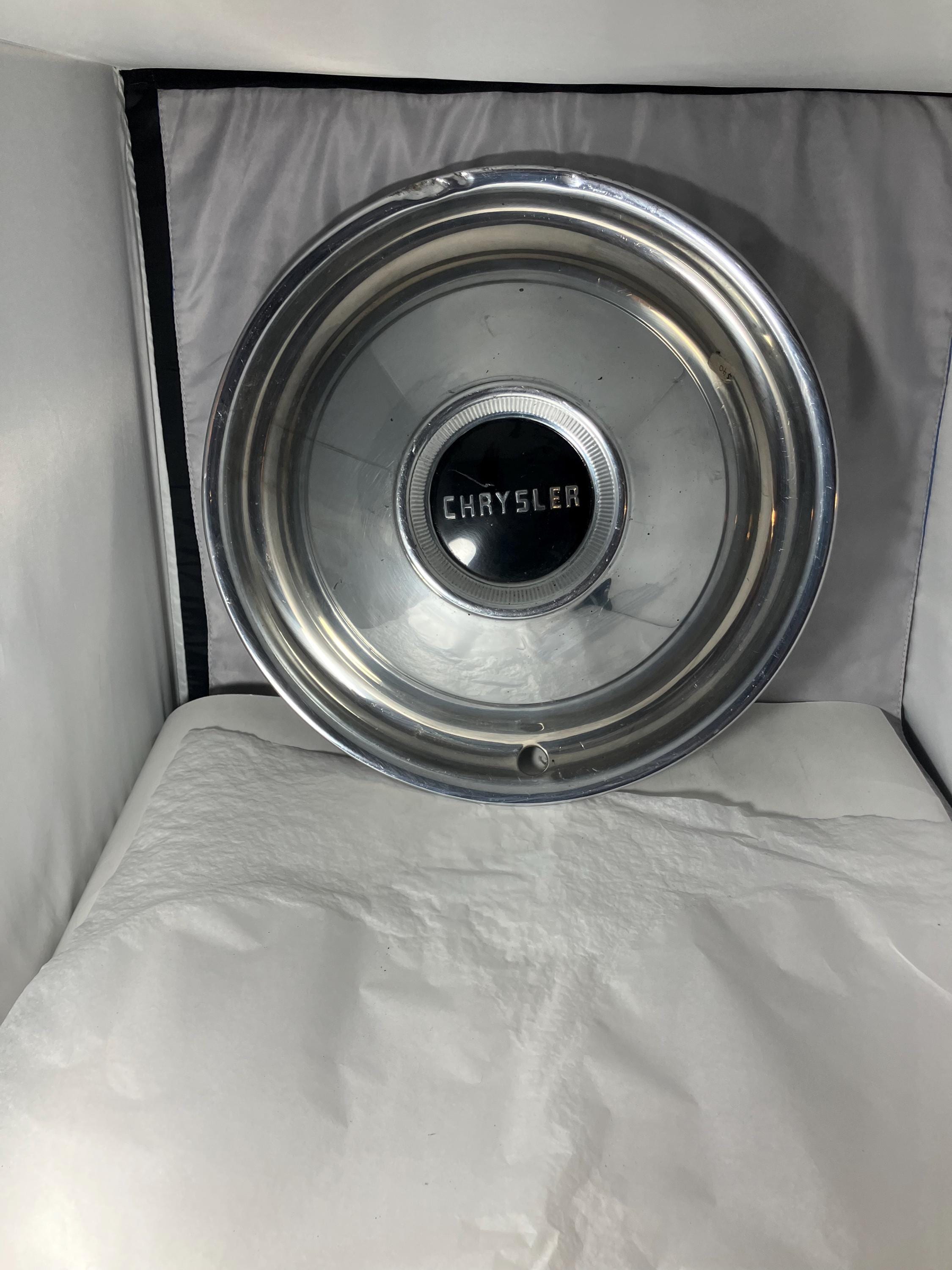 Chrysler hubcaps - Etsy 日本