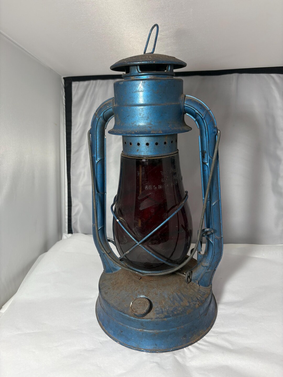 Vintage Dietz Little Wizard Oil Lantern, Blue Metal Frame, Red