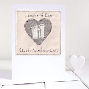 Biglietto di auguri personalizzato ricamato per l'11° anniversario di matrimonio - Biglietto di auguri in acciaio per l'anniversario di matrimonio - Biglietto di auguri per 11 anni di matrimonio per marito, moglie, coppie, amici