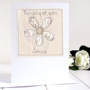 Fleur brodée personnalisée pensant à vous - carte florale de sympathie - carte de deuil - carte de condoléances - désolé pour votre perte