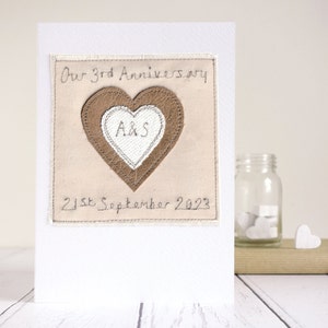 Carte d'anniversaire de mariage en cuir brodée personnalisée - carte du 3e anniversaire de mariage pour mari, femme, couple - ensemble pour carte coeur en cuir
