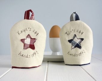 Funda para huevera bordada personalizada - Funda para huevos cocidos - Regalo para un segundo aniversario de algodón, cuarto aniversario de lino, cumpleaños o para el desayuno.