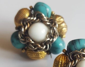 Vintage Vogue Jewelry / Turquoise Cluster Clip On Earrings / GOLD white and Silver Jewelry