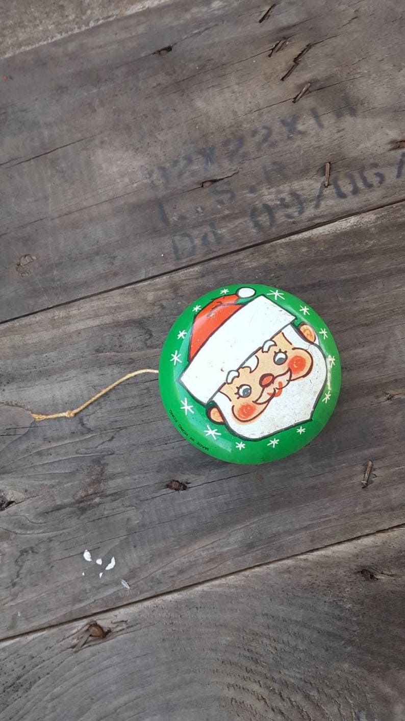 Vintage Santa Claus Tin Yo Yo Original String Yo Yo Christmas Memorabilia Home Decor Gift Ideas Craft Supplies