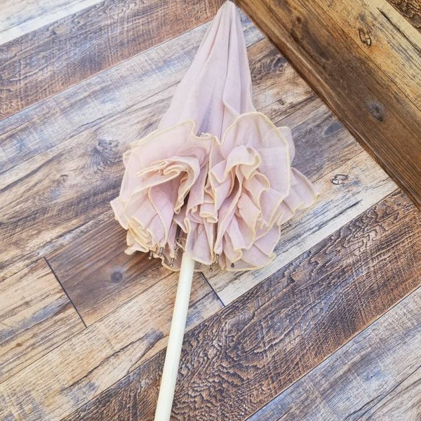 Vintage Linen Parasol / My Fair Lady Style Umbrella Pale Pink Parasol