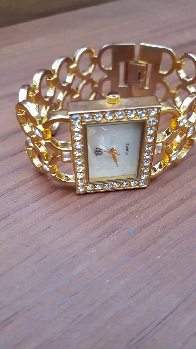 ej quartz watch