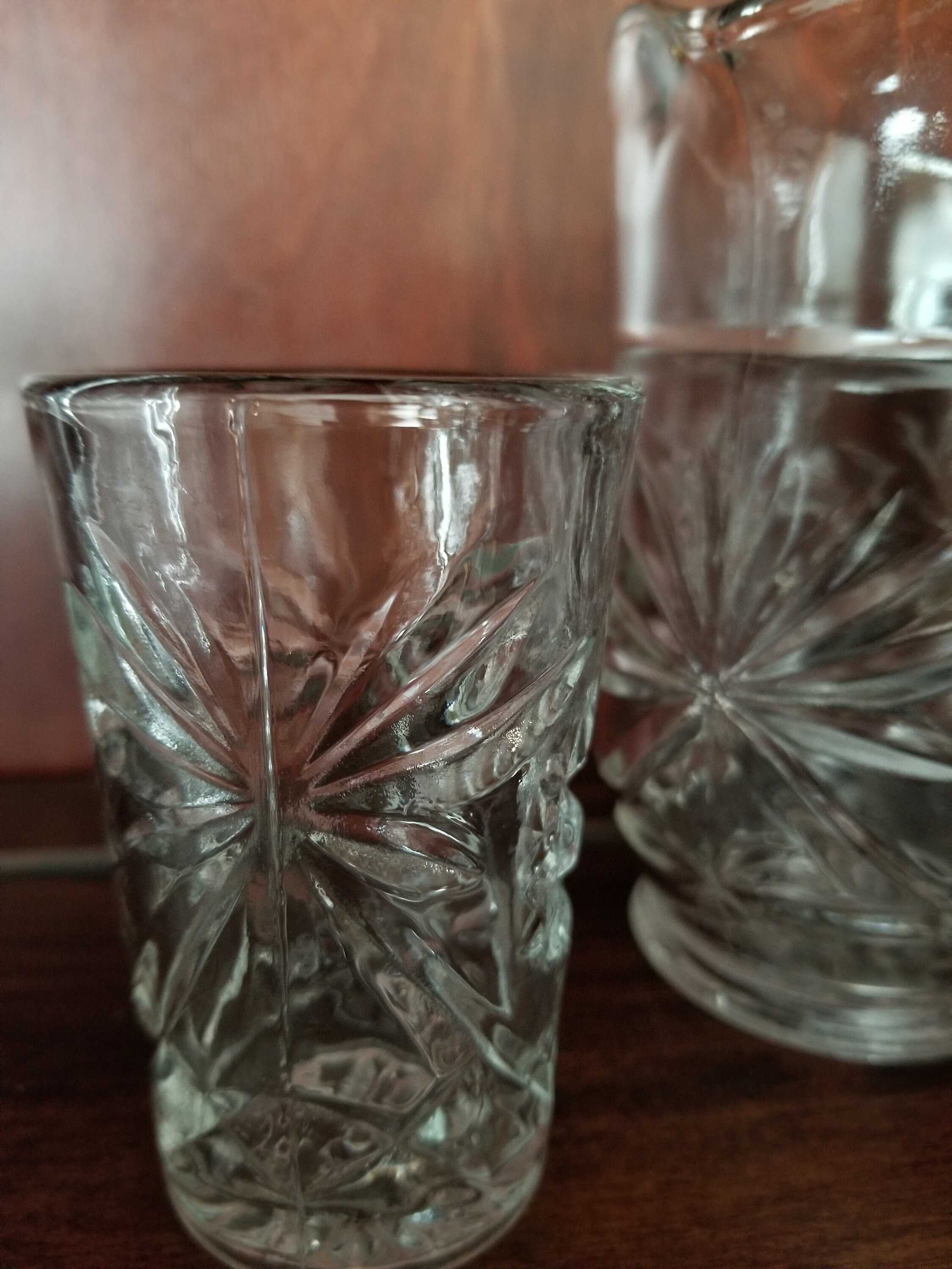 Vintage Juice Pitcher / Clear Glass SMALL Pitcher and Tumbler Set