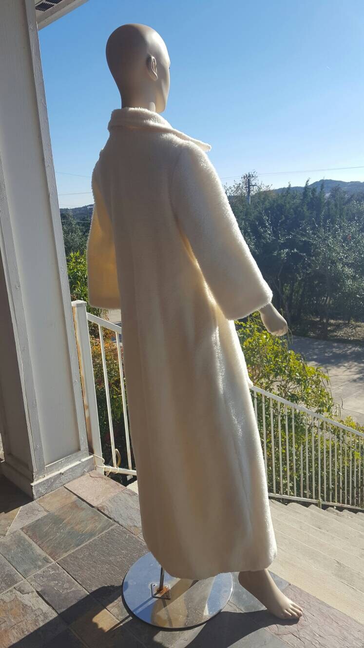 Vintage Dressing Coat / Styled by Dorian / Dressing Coat / House Coat