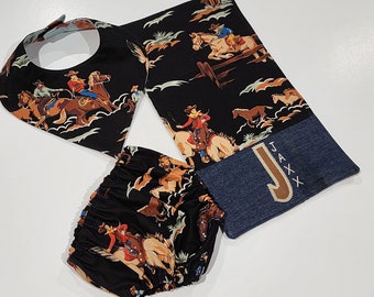 Little Cowboy Diaper Cover and Bib Set / Western Baby Shower Gift / Cowboy Theme Gift Set