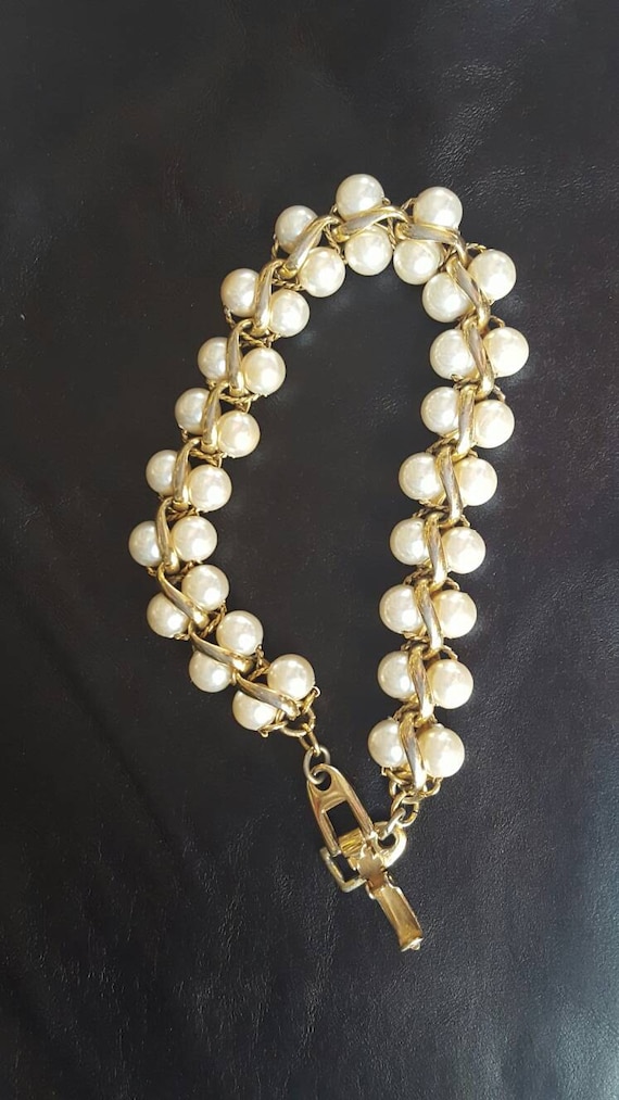 Vintage Napier Pearl with Gold Tone Chain Bracelet - image 4