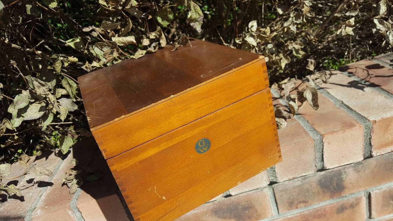 Vintage Wood Dovetailed Globe Wernicke File Box Or Card Catalog